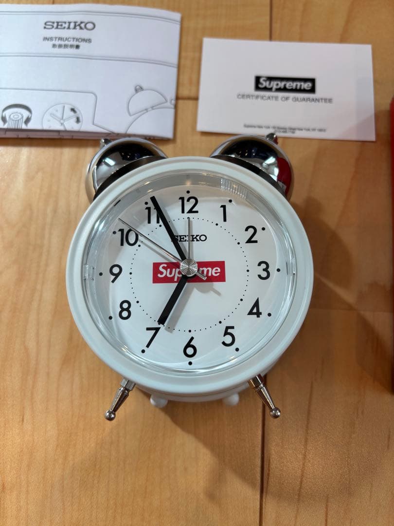supreme時計 【美品】