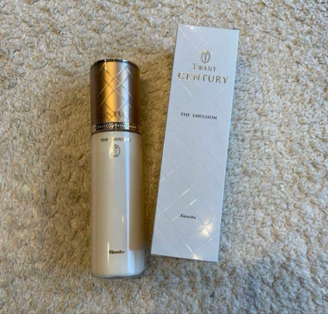 【半額以下、未使用】　トワニー　センチュリー　ジ　エマルジョンd 薬用乳液