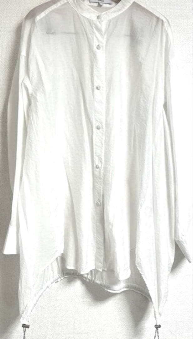 トップス UN3D. BACK GATHER SH