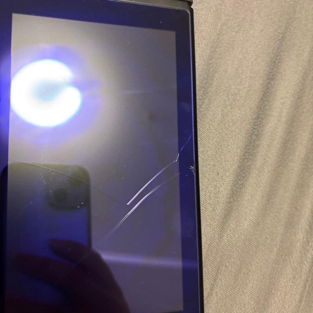 【即日発送】美品　Switch 本体のみジョイコン2つ付き 2018年製