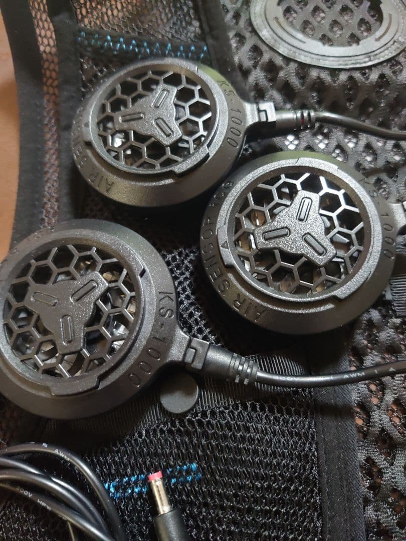 クロダルマ　クールベスト ペルチェ冷却システム バッテリー2個付き