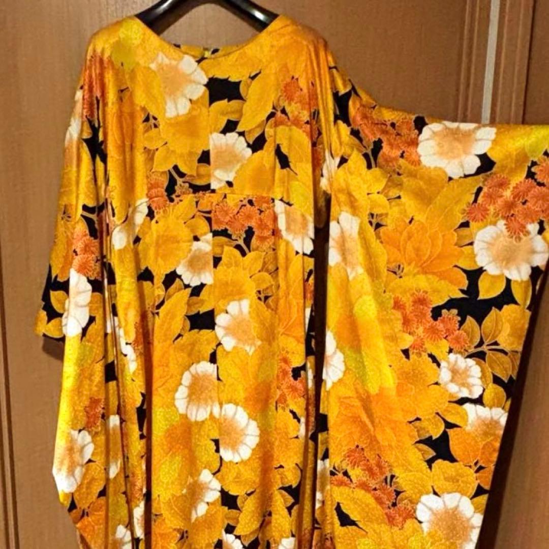 恵美子様 着物 振袖 リメイク 花柄ロングドレス オレンジ 黒 カラオケ