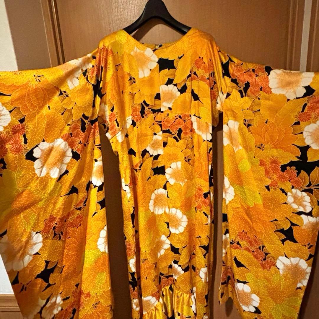 恵美子様 着物 振袖 リメイク 花柄ロングドレス オレンジ 黒 カラオケ