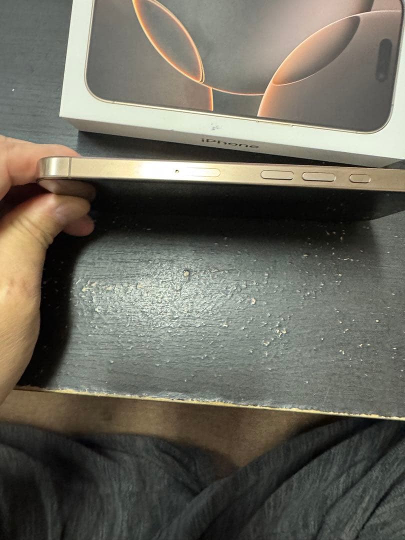 lain【ジャンク品】iPhone 16Pro 本体 デザートチタニウム