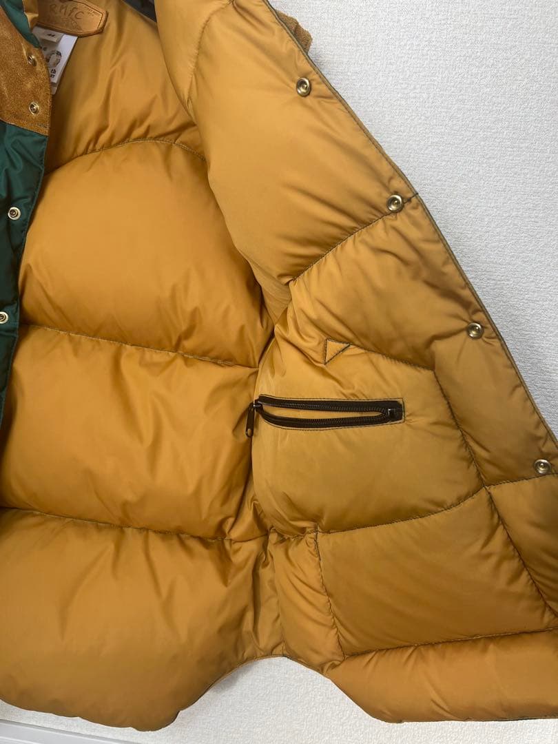 Rocky Mountain Featherbed 50周年 ダウンベスト 緑