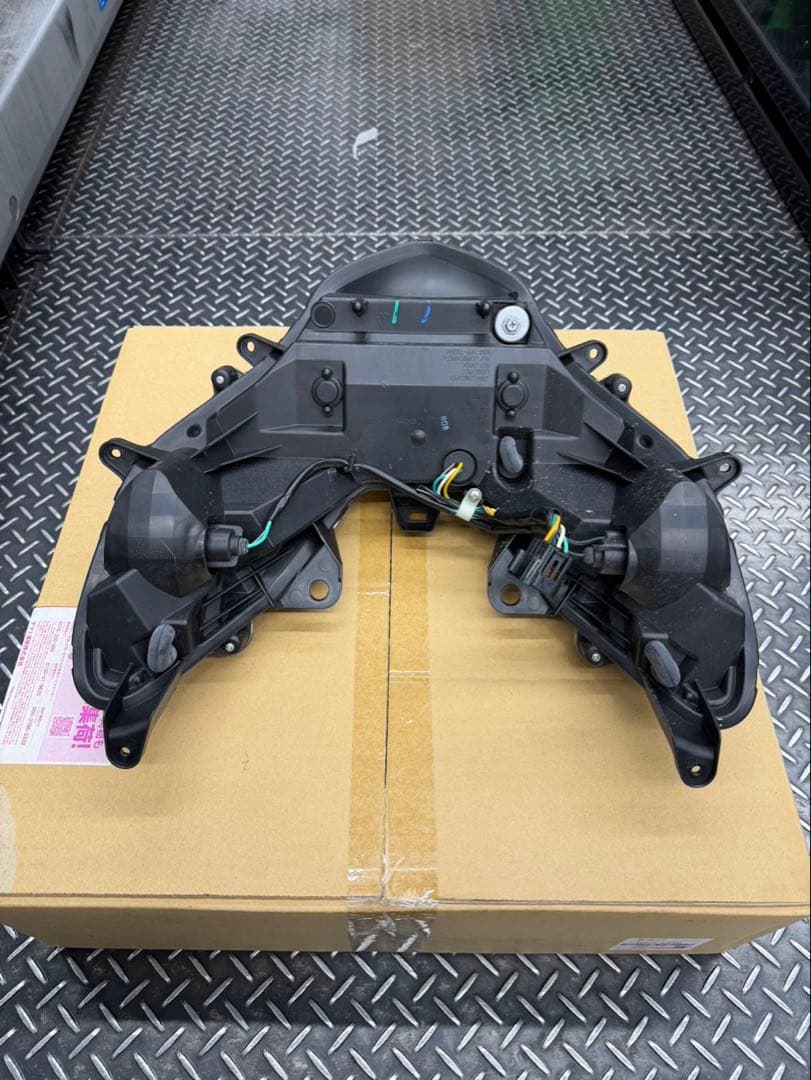 スズキ スウィッシュ 純正ヘッドライト SWISH DV12B