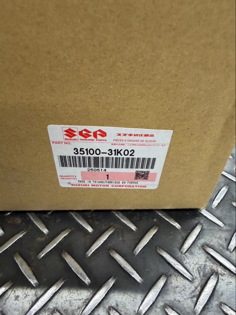 スズキ スウィッシュ 純正ヘッドライト SWISH DV12B