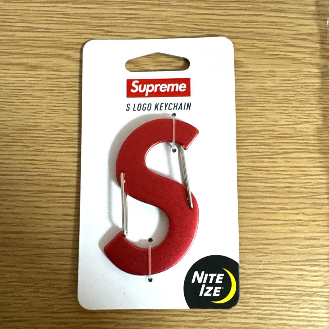 【新品未使用】Supreme S Logo Keychain Nite ize