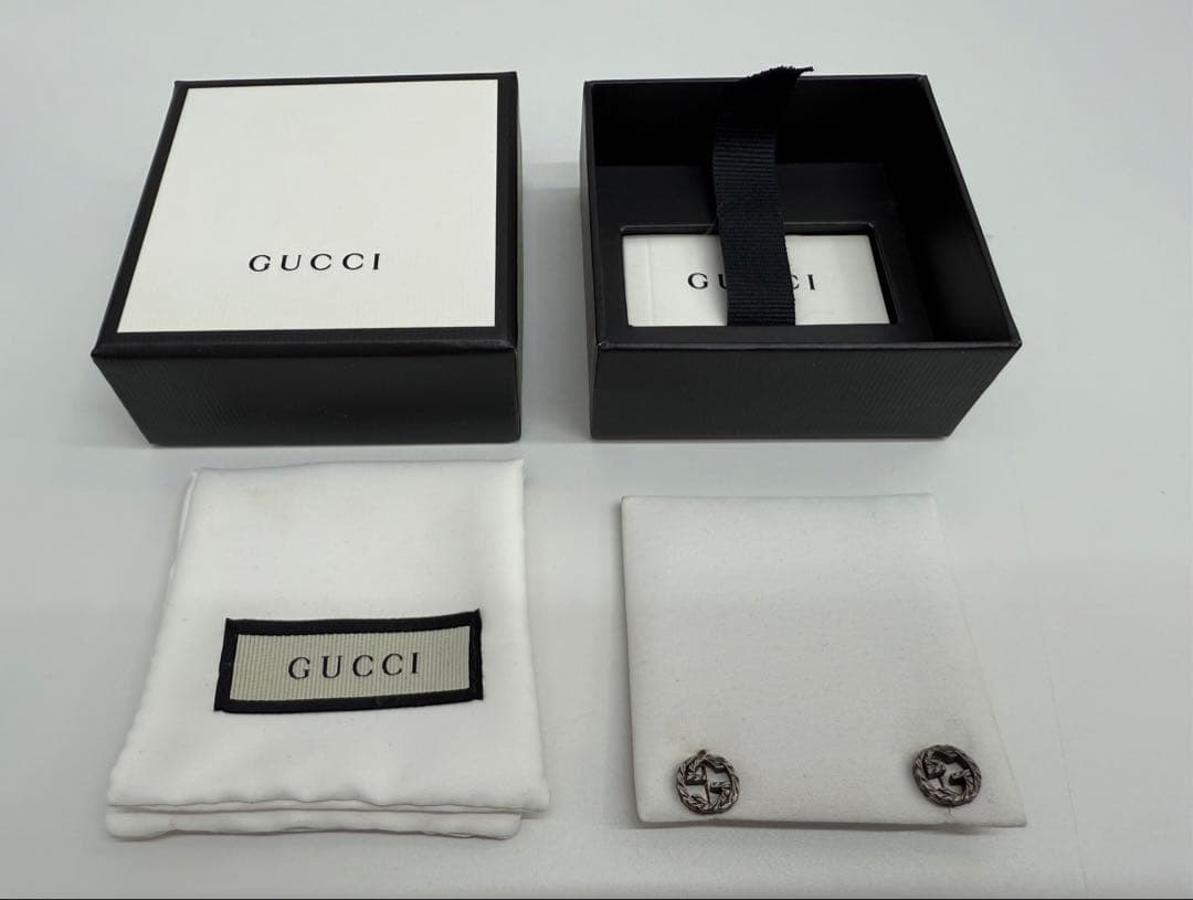 【美品】GUCCI インターロッキング ピアス両耳