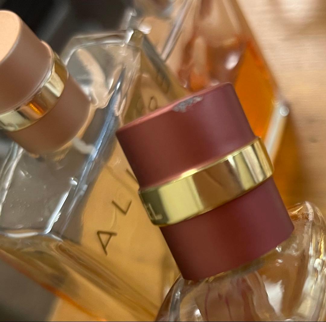 CHANELシャネル　アリュール　センシュエル　３本セット