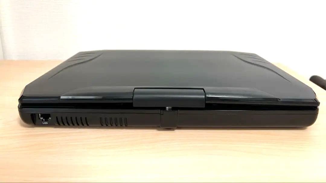 ポータブルBlu-rayプレーヤー 13.3インチ HDMI対応 ☆ケース付き☆