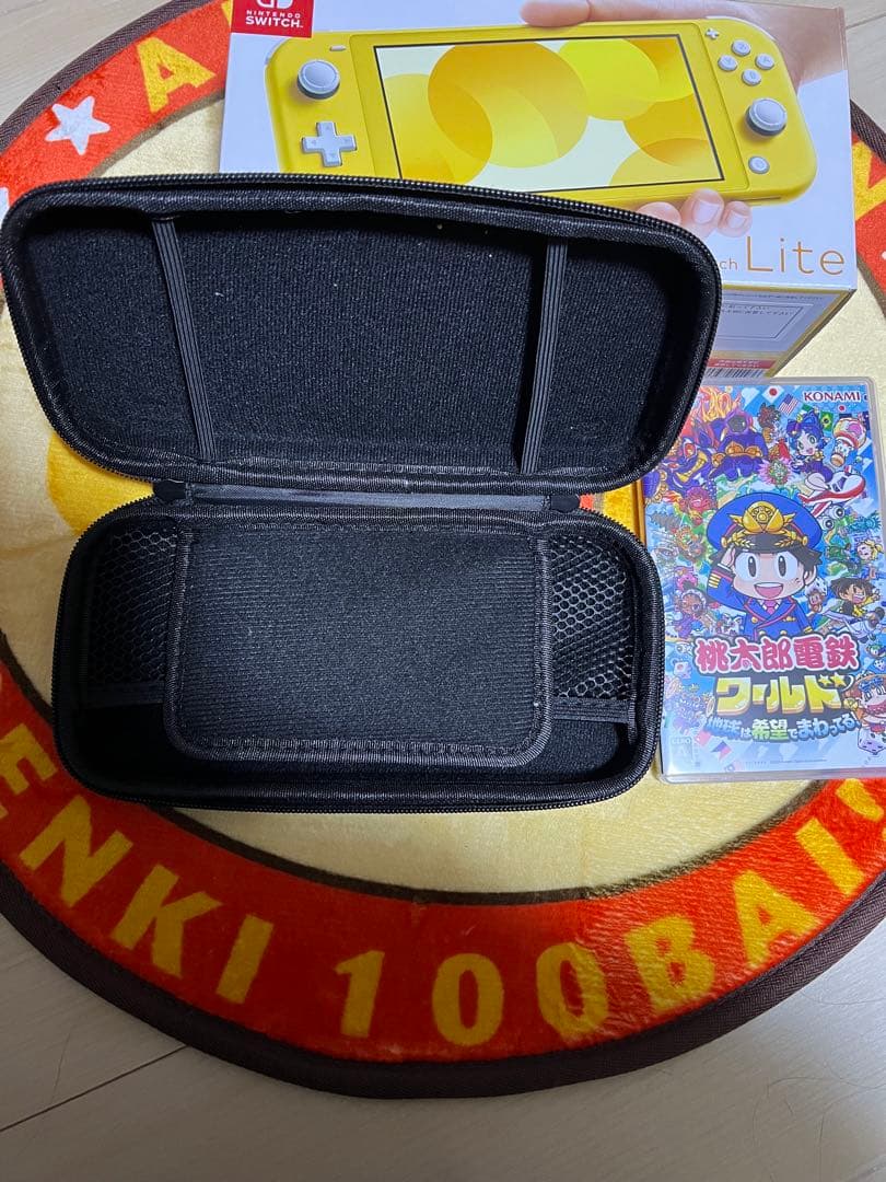 Switch Lite イエロー 本体 + ケース + ゲーム美品です！