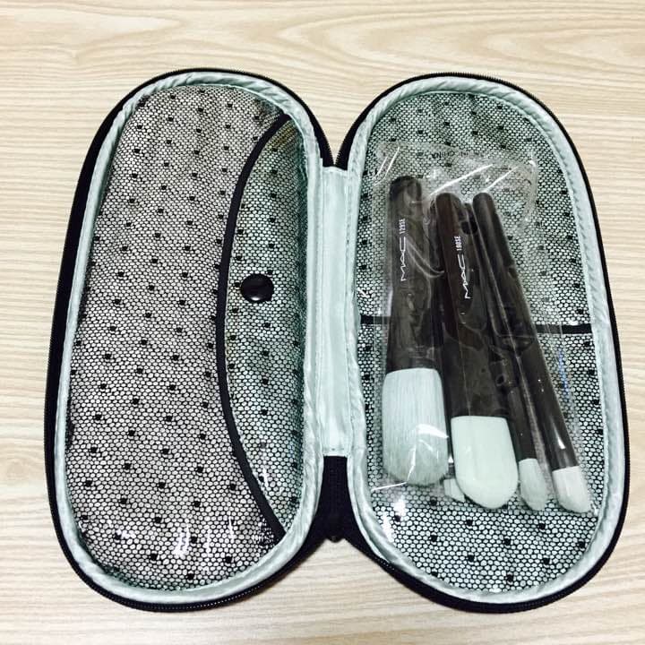 絶品大人気M.A.Cブラシバッグ