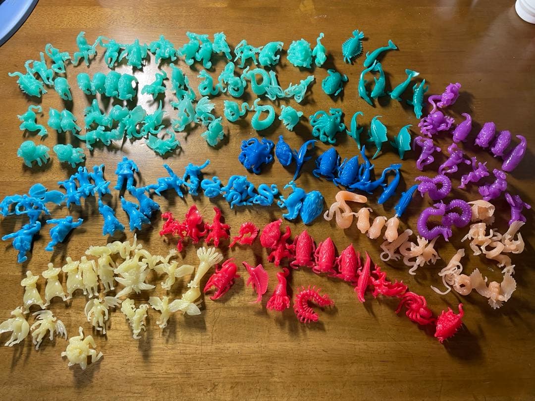 最強王図鑑　架空生物恐竜・ドラゴンフィギュア　昆虫　大量　チョコエッグ148体