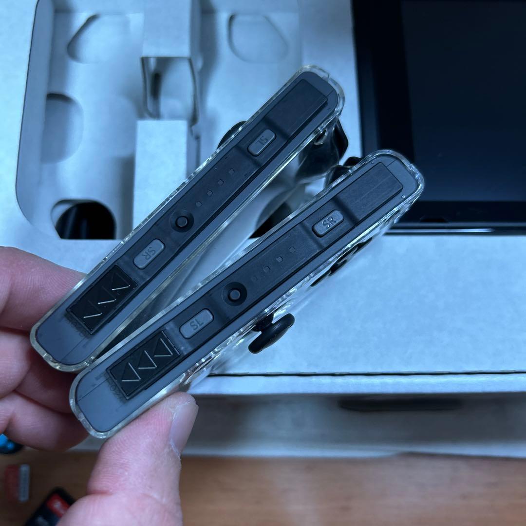 美品　スマブラ バッテリー強化版　Switch ソフト付き