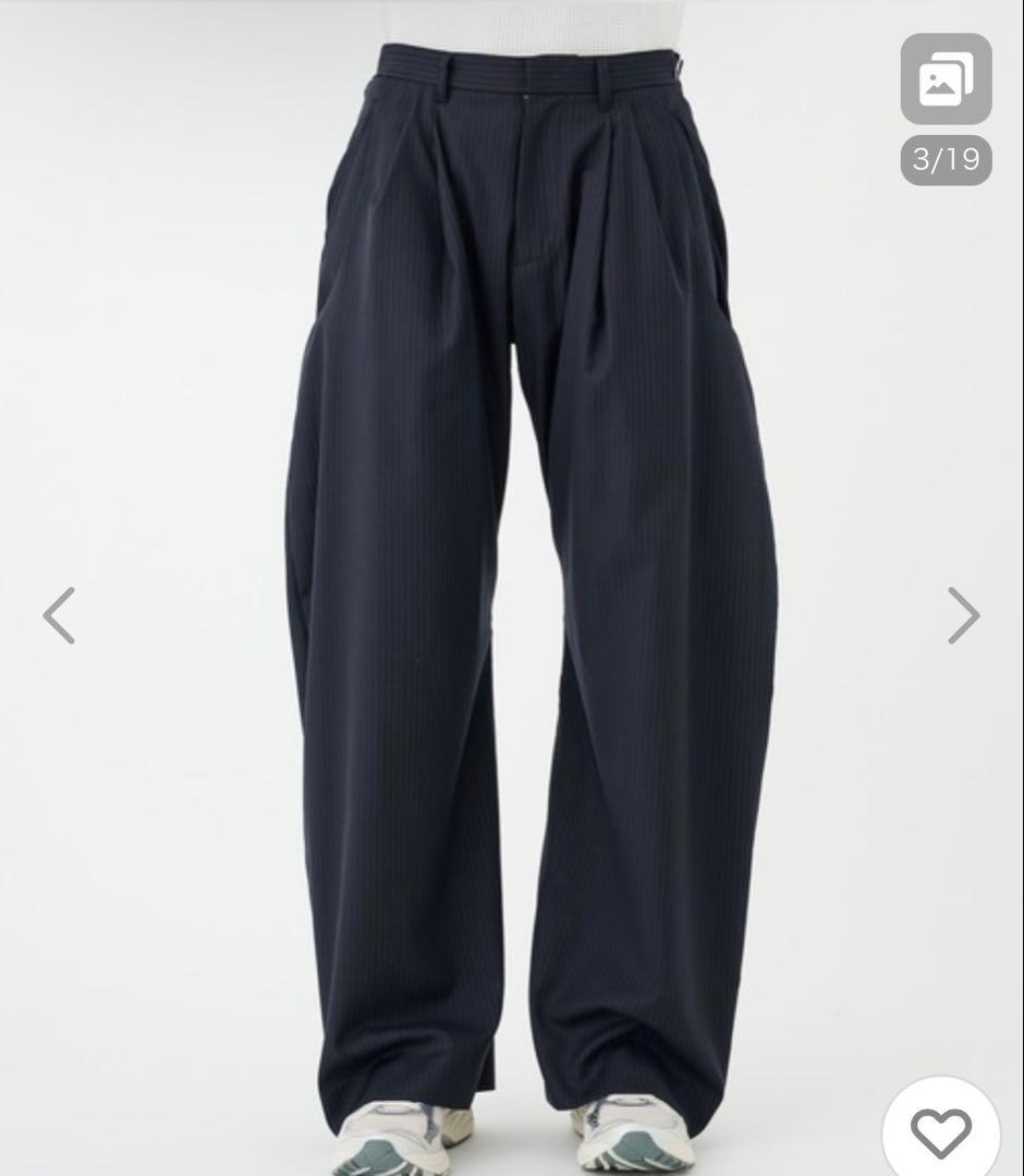 パンツ NVRFRGT 2TUCK CURVED LEG TROUSERS