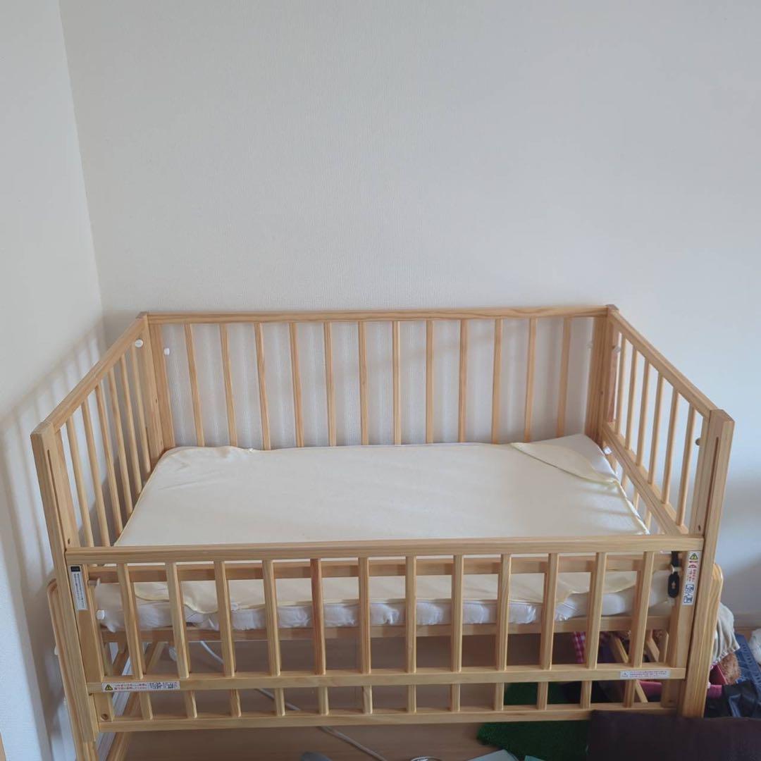 YAMATOYAのベビーベッド マットレス付き