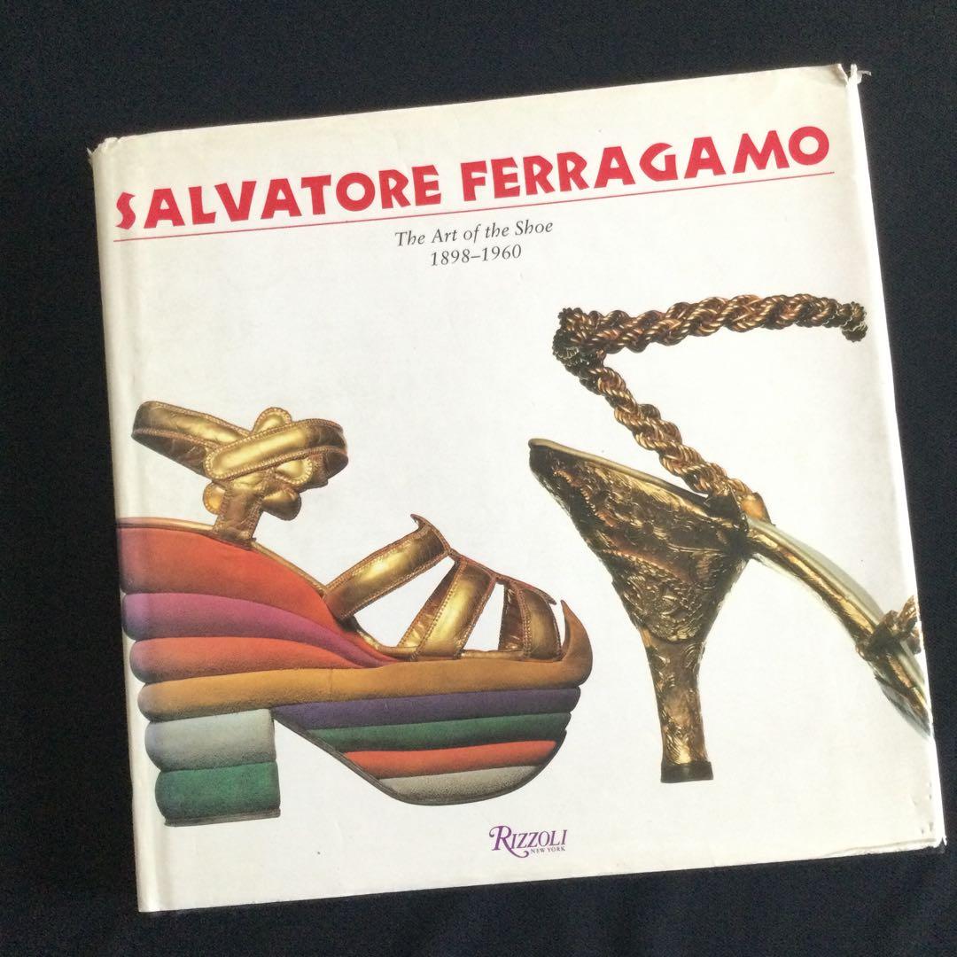 フェラガモ　洋書　シューズ　靴　Ferragamo Shoes ファッション