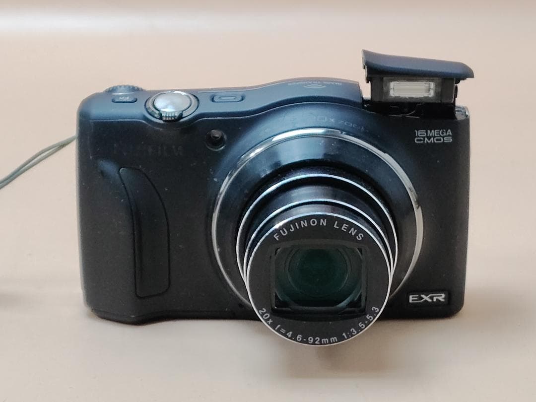 【動作保証】 FUJIFILM Finepix F800EXR コンデジ