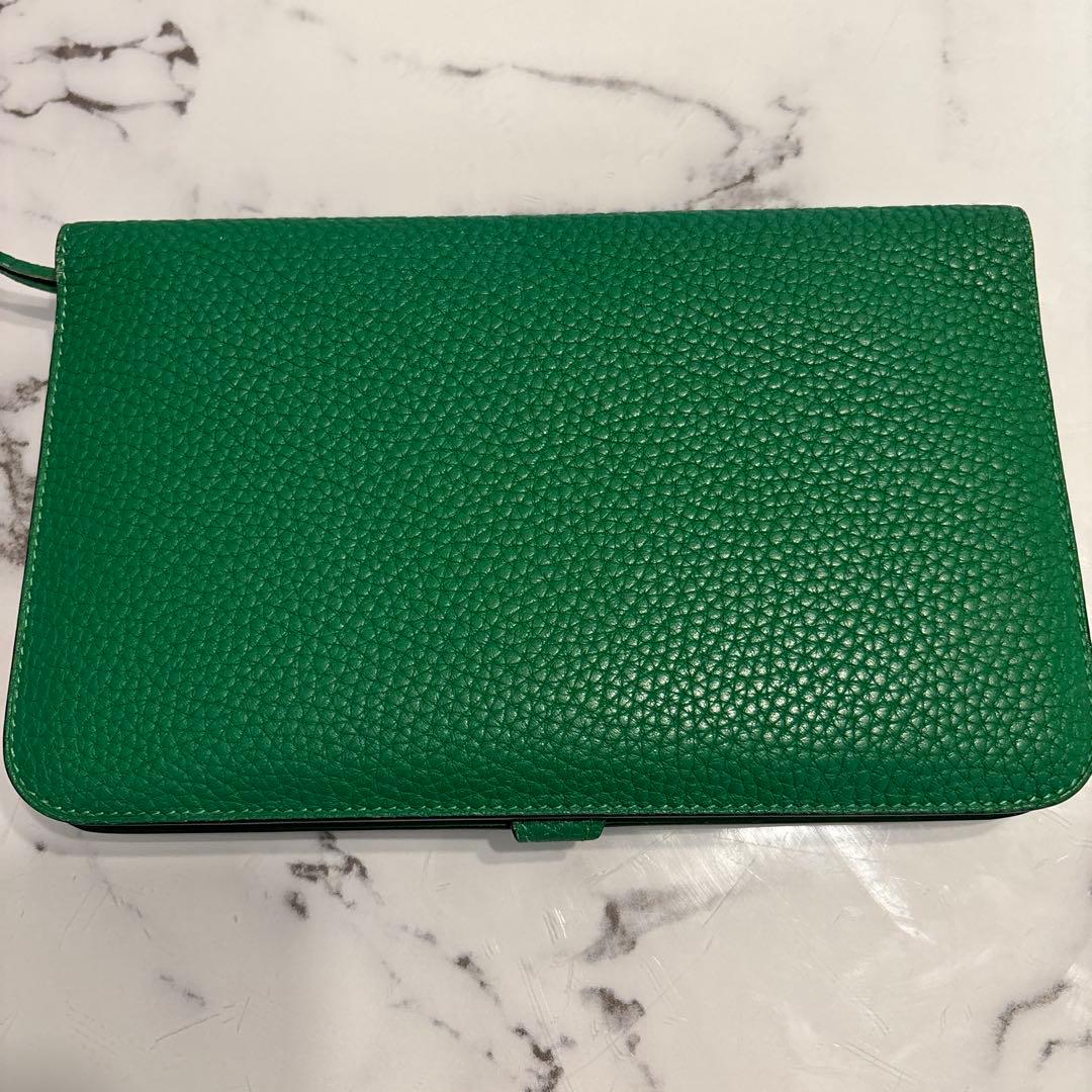 値下げ☆グリーンレザー長財布 小型ポーチ付き