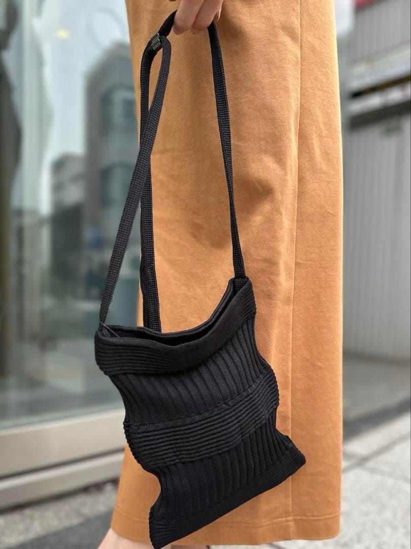 美品CFCL STRATA SACOCHE ブラック