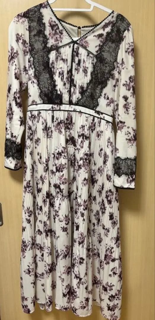 ワンピース Grasse Floral Pleated Dress M