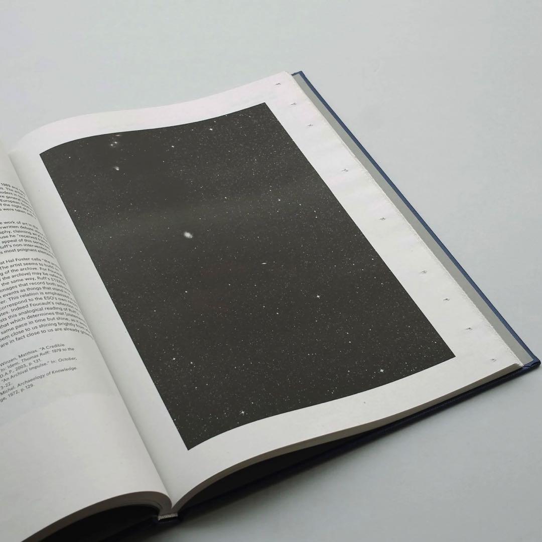 再値下げ　Thomas Ruff: Surfaces, Depths 希少