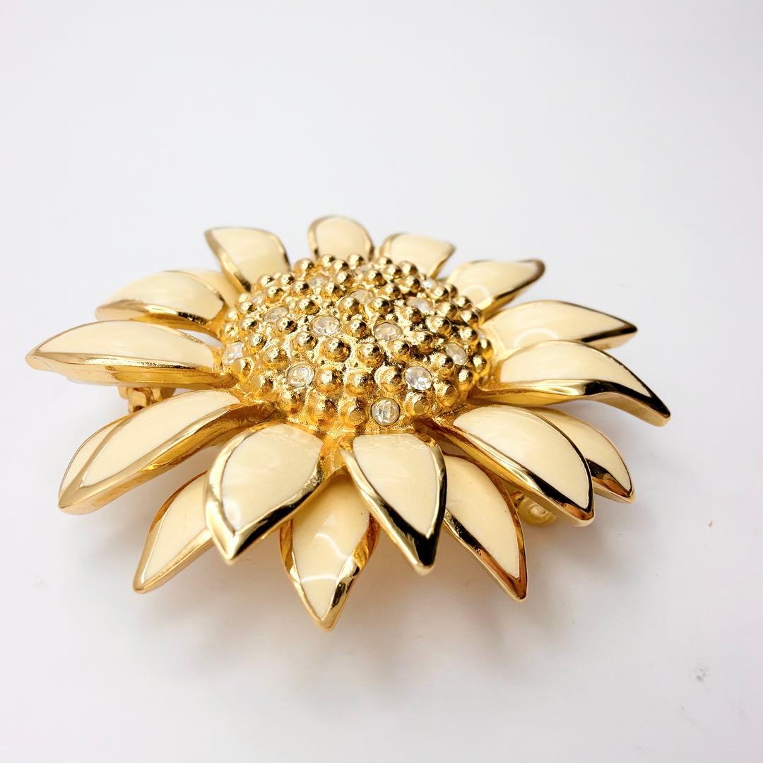 Dior フラワーデザイン ドイツ製 ブローチ ラインストーン 花