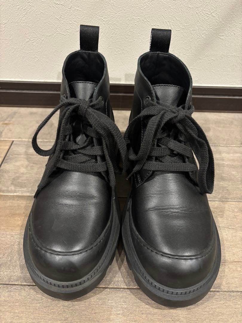 LOEWE ブラック レザーブーツ