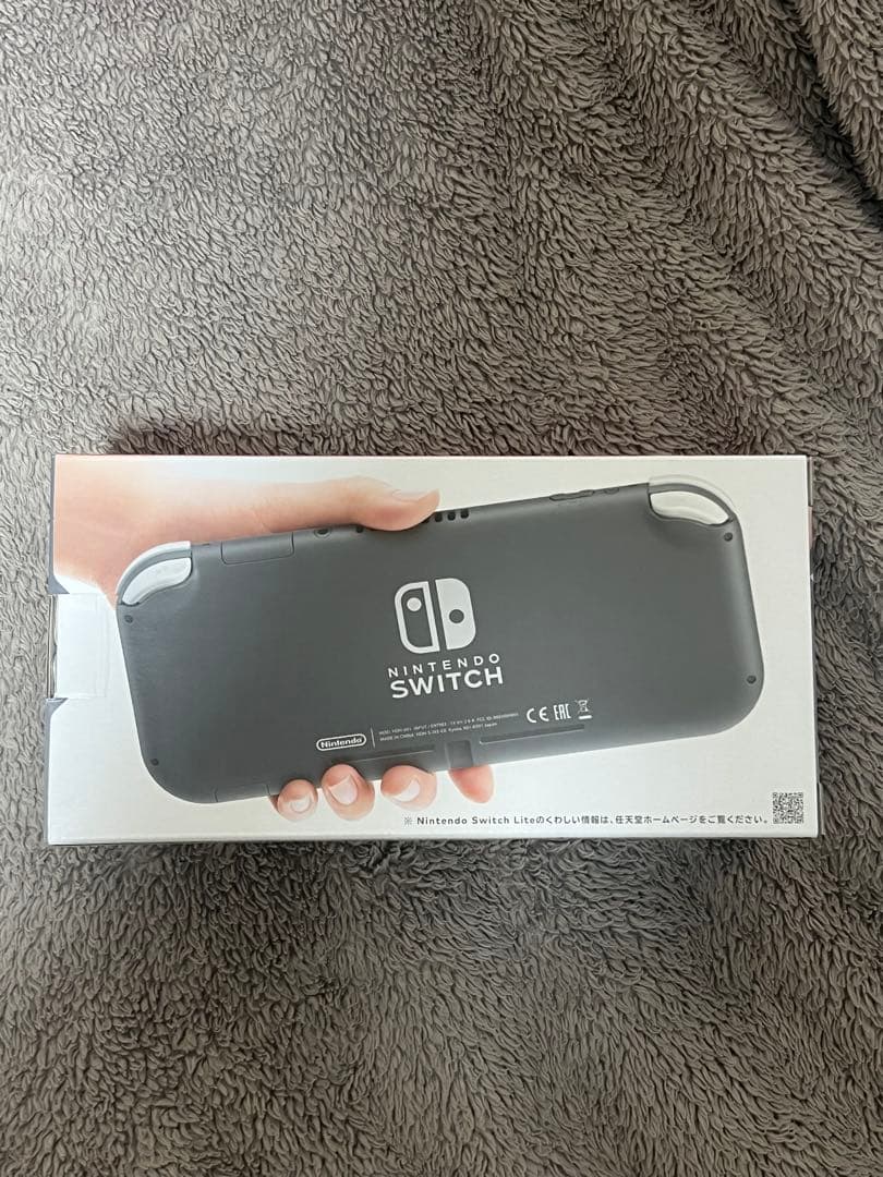任天堂Switch ライト　本体　グレー　新品　未開封