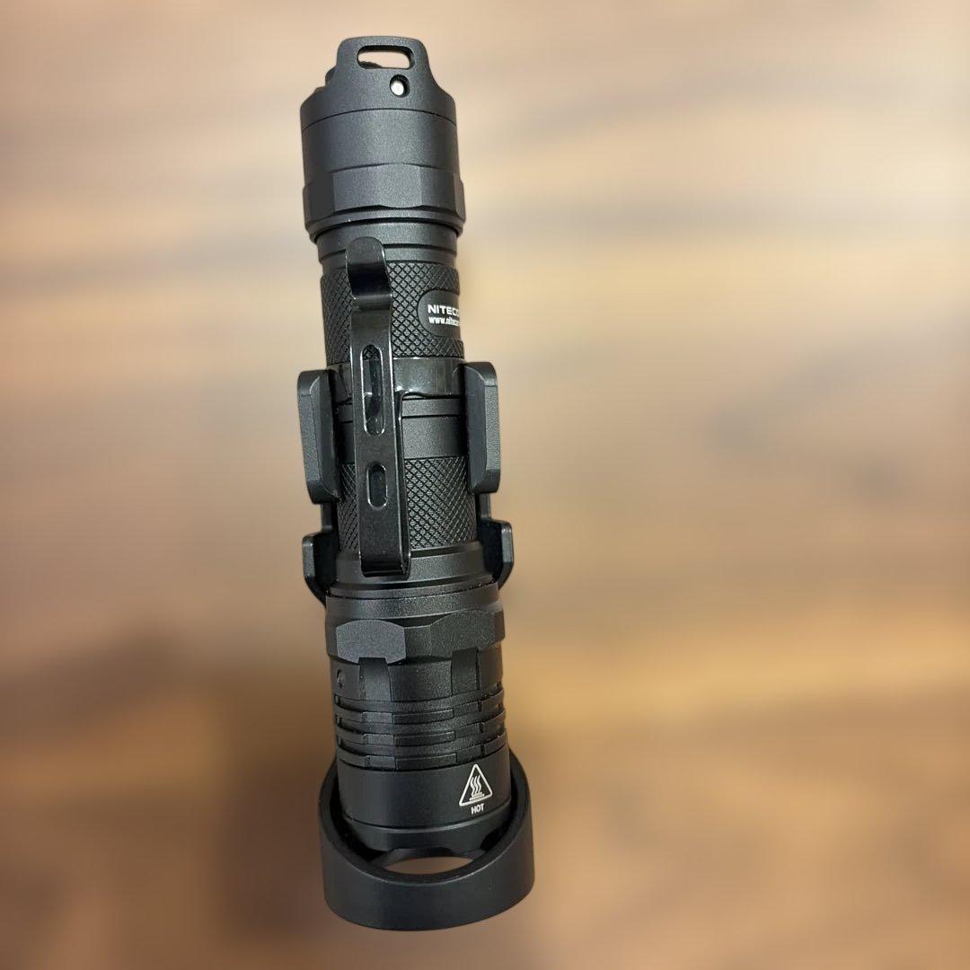 P20iX 懐中電灯 ブラック ホルダー付き　ナイトコア