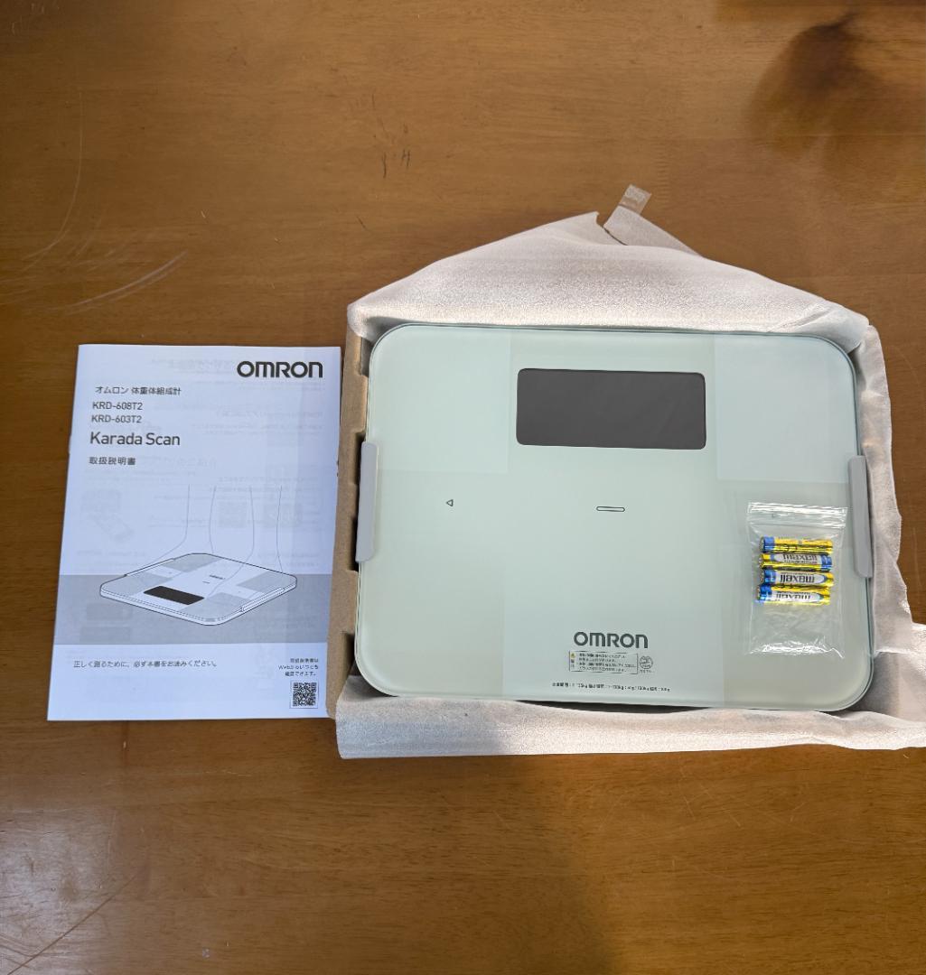 オムロン 体重 体組成計 カラダスキャン ホワイト KRD-603T2-W