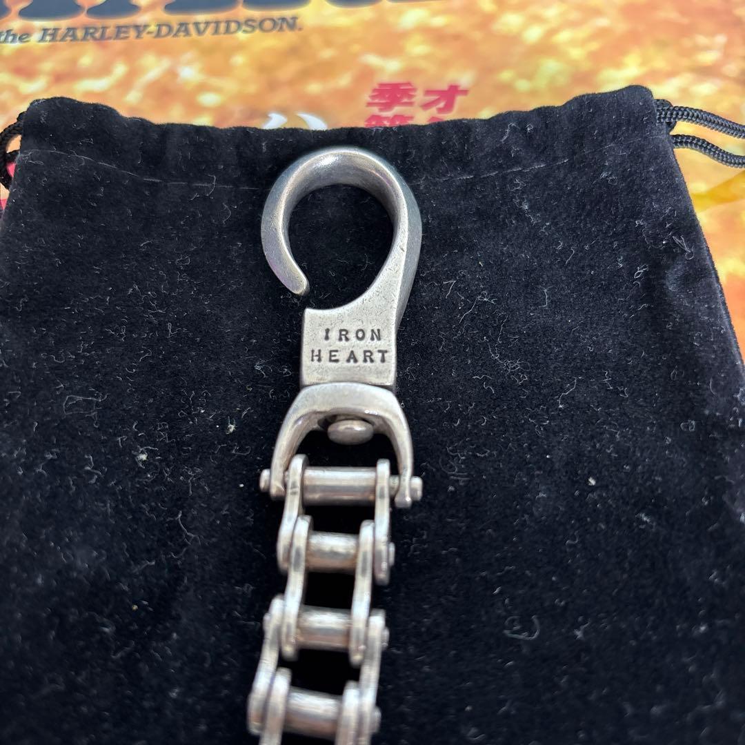 IRON HEART チェーン型キーホルダー バングル
