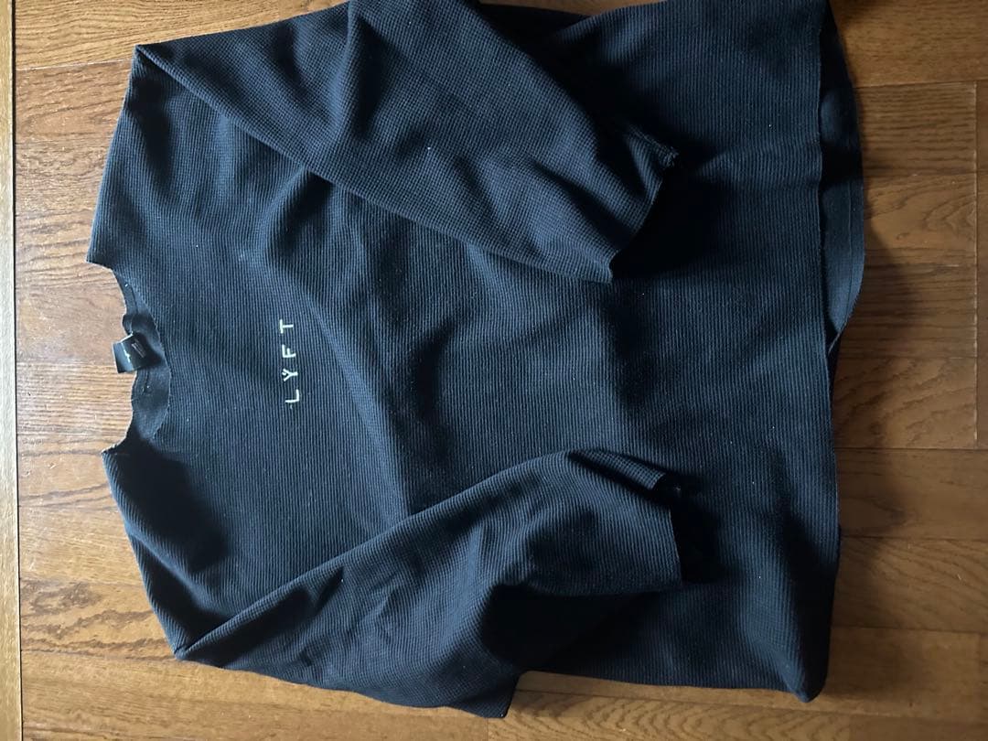 LYFT ブラック オーバーサイズ スウェット