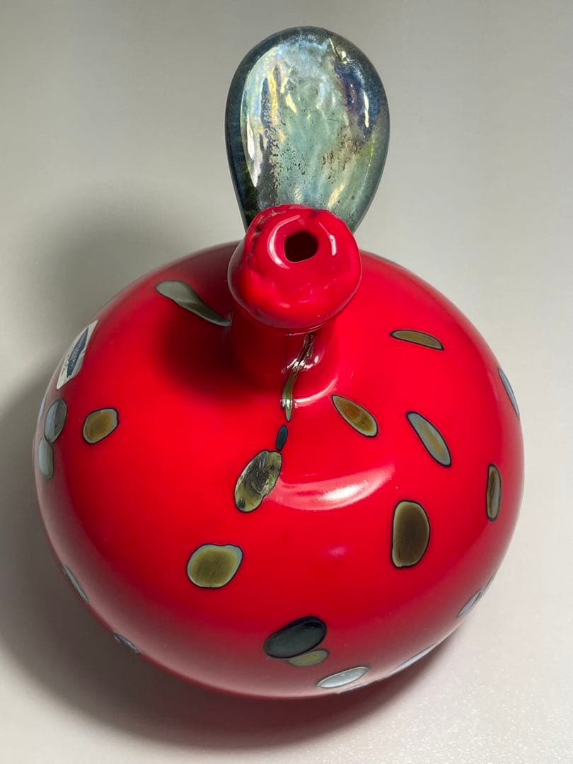  apple オイバ・トイッカ ラスター アップル