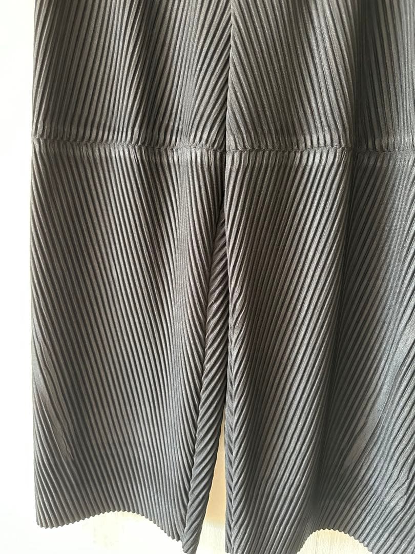 HOMME PLISSE ISSEY MIYAKE オムプリッセ パンツ 黒