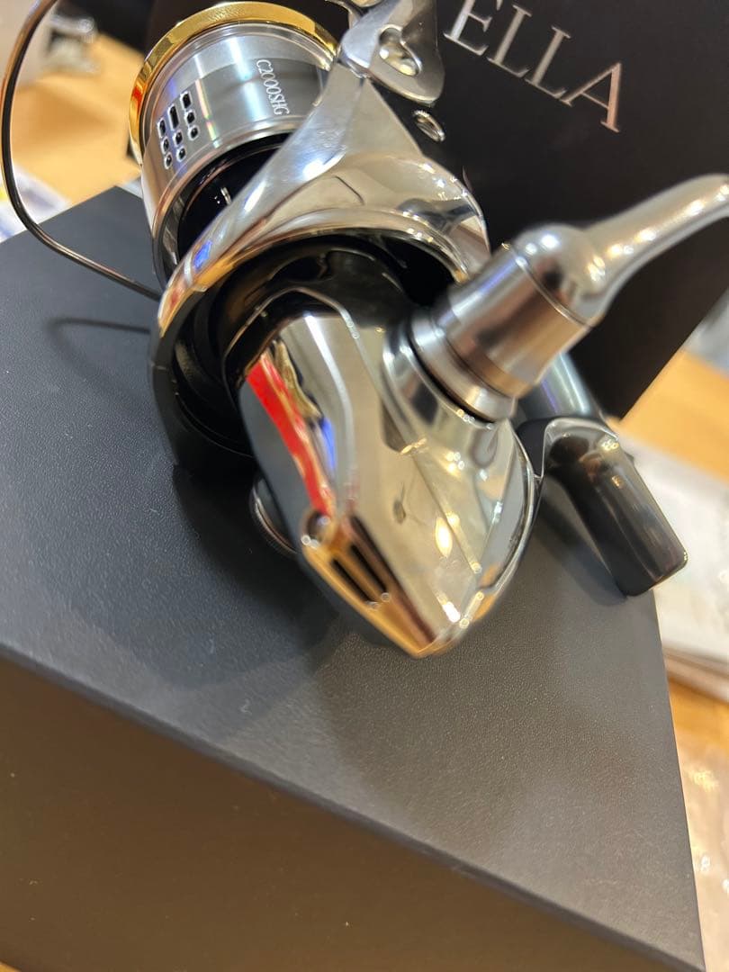 【美品】18ステラ SHIMANO STELLA C2000SHG
