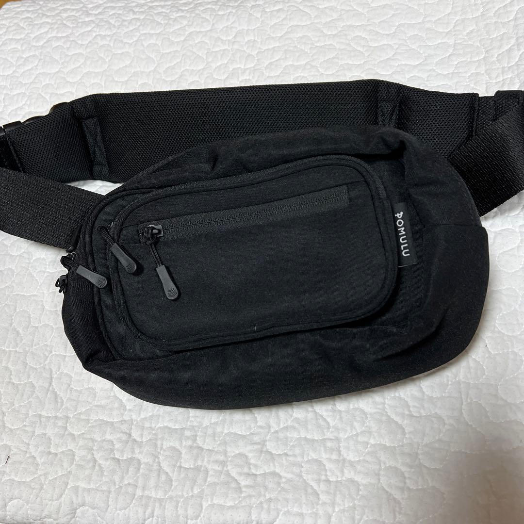 POMULU ポムル 2WAYヒップシート　ショルダーバッグ　ブラック