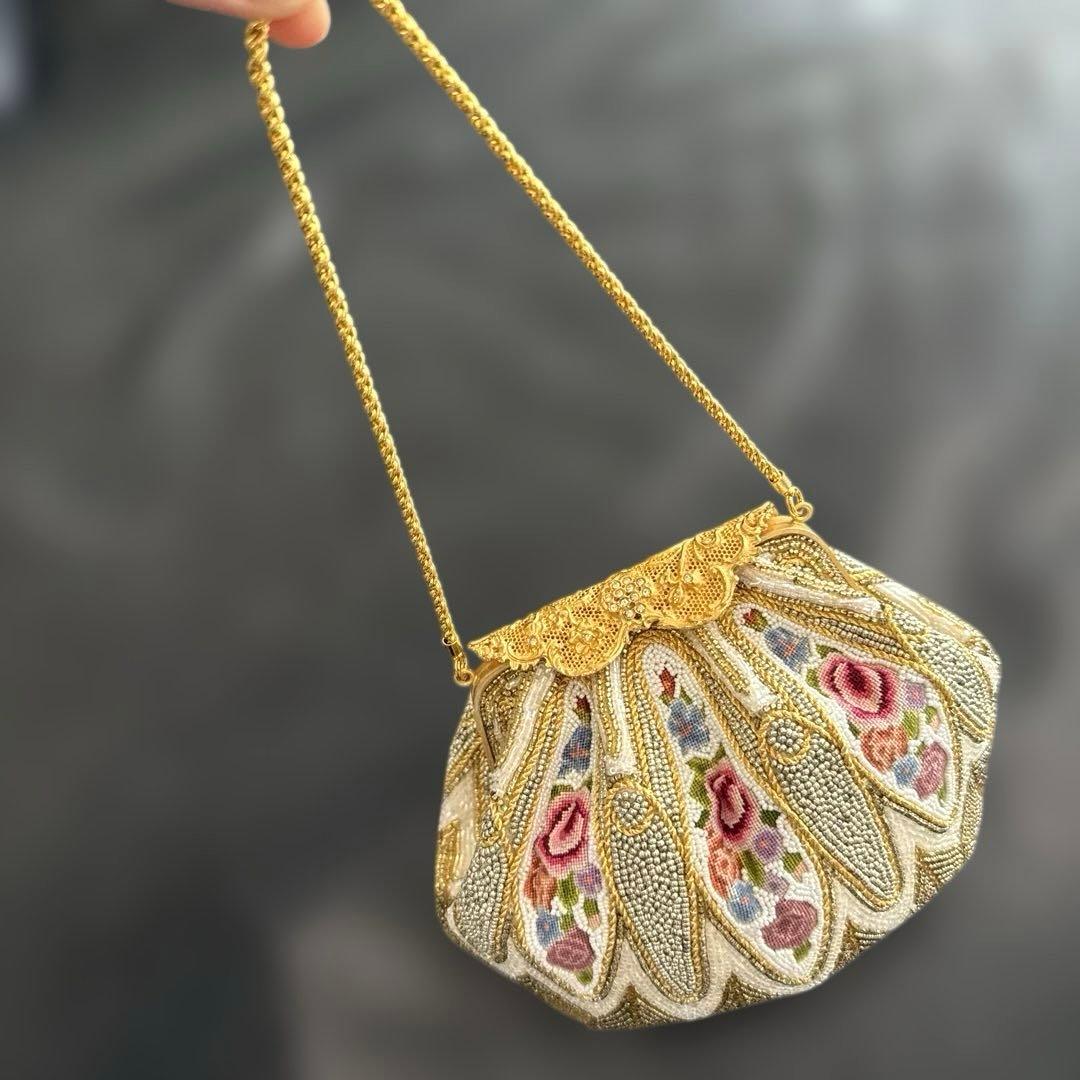 d*2様 【美品】HAKUBOTAN 銀座白牡丹　ビーズバッグ　花柄　ゴールドチ