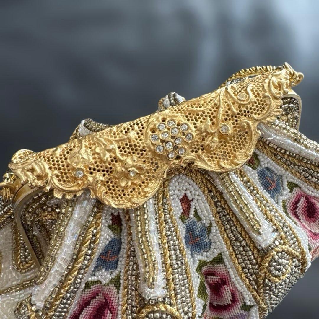 d*2様 【美品】HAKUBOTAN 銀座白牡丹　ビーズバッグ　花柄　ゴールドチ