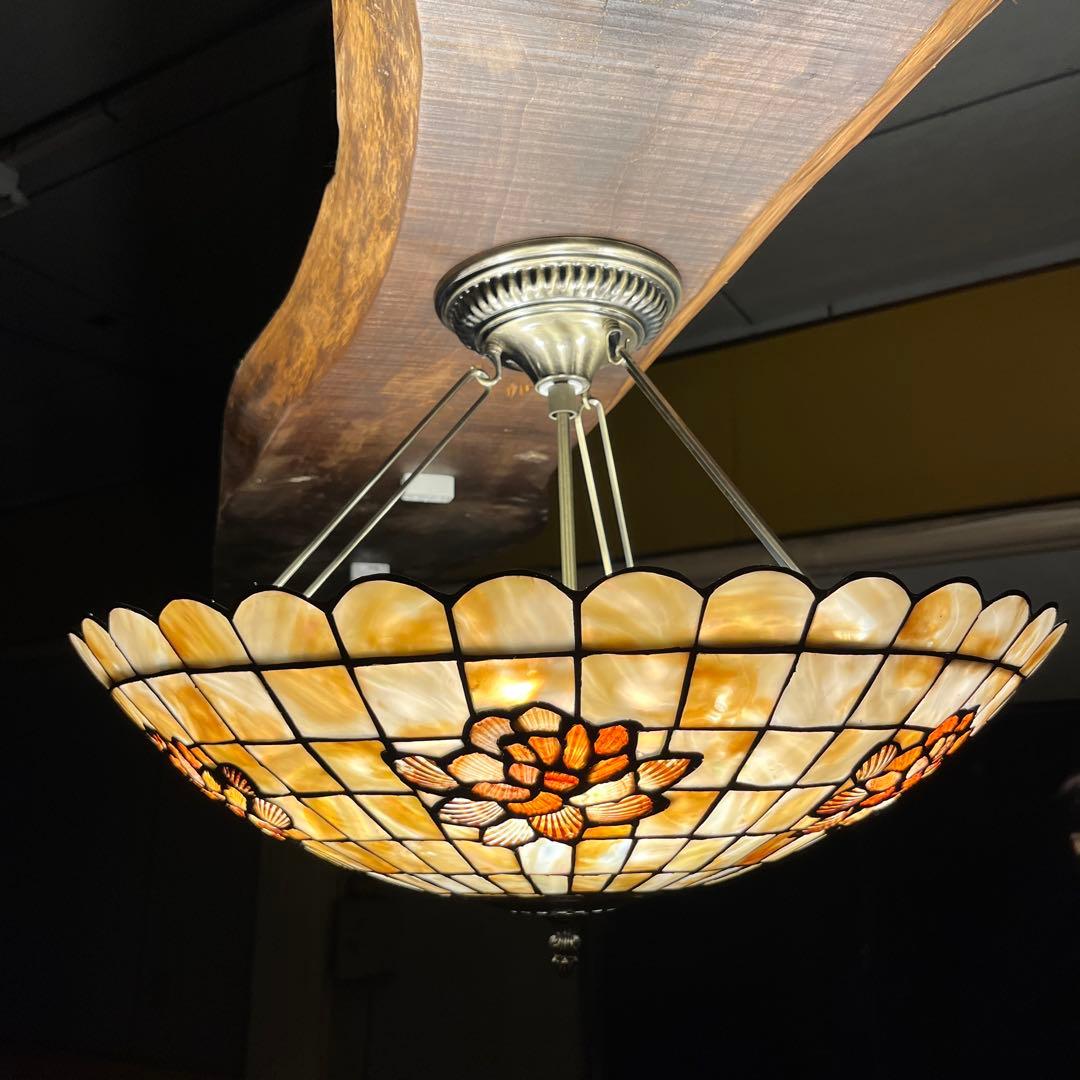 【瀧住照明製】ステンドグラス風シャンデリア 5灯式 天井直付け 花柄デザイン①