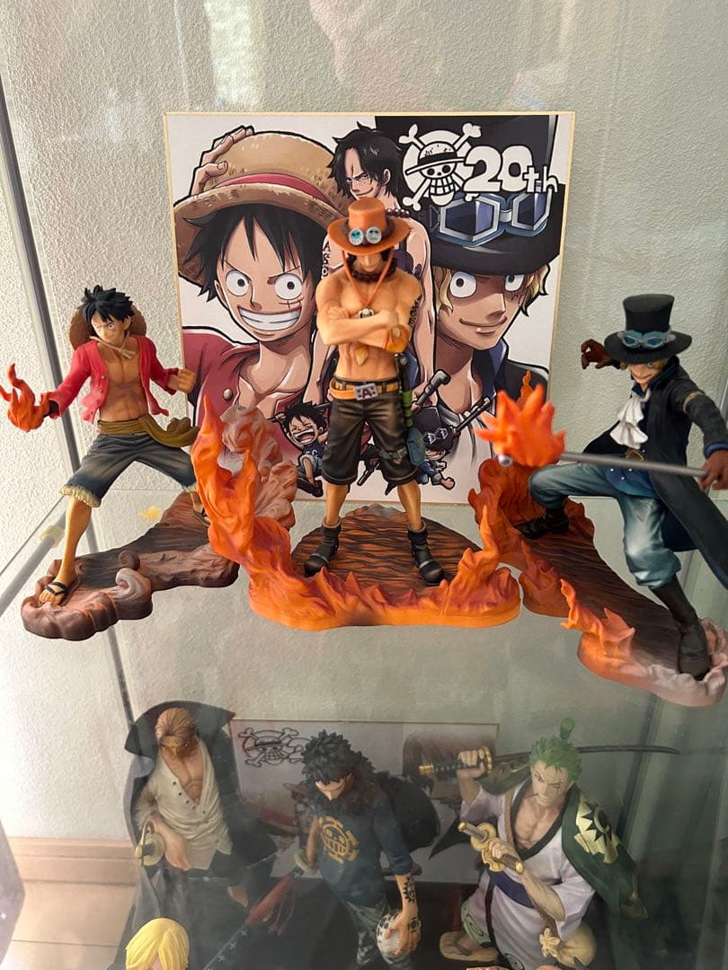 ワンピースフィギュアセット　POP 1 番くじまとめ売りデトルフも追加出来ます❗️