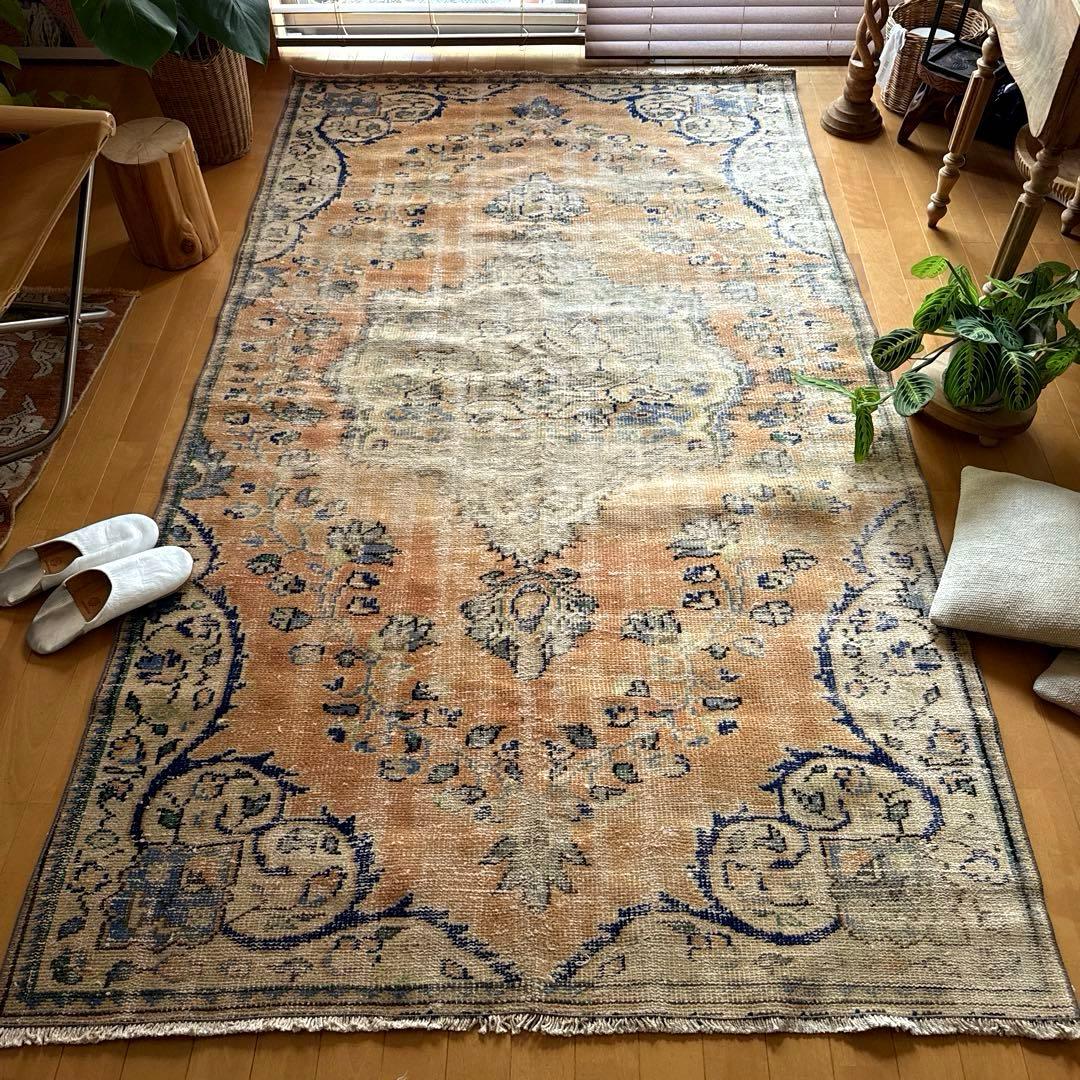 gigi（プロフ必読）　132×235擦れシャビートルコヴィンテージラグ