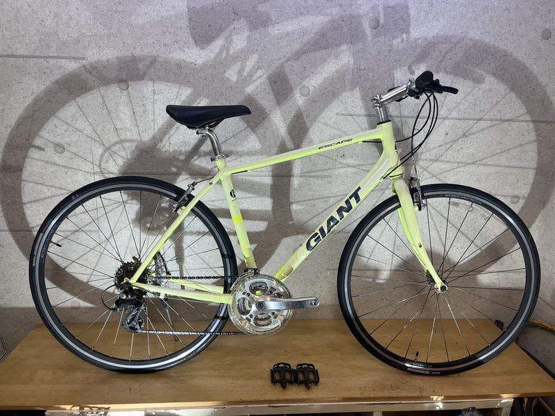 GIANT ESCAPE R3 クロスバイク sizeM　ジャイアント