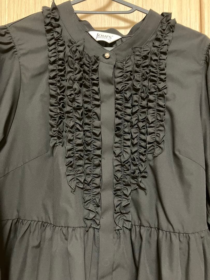 Jours +ジュールズプラス⭐︎LL⭐︎ペタルフリル⭐︎ホーリーちゃん