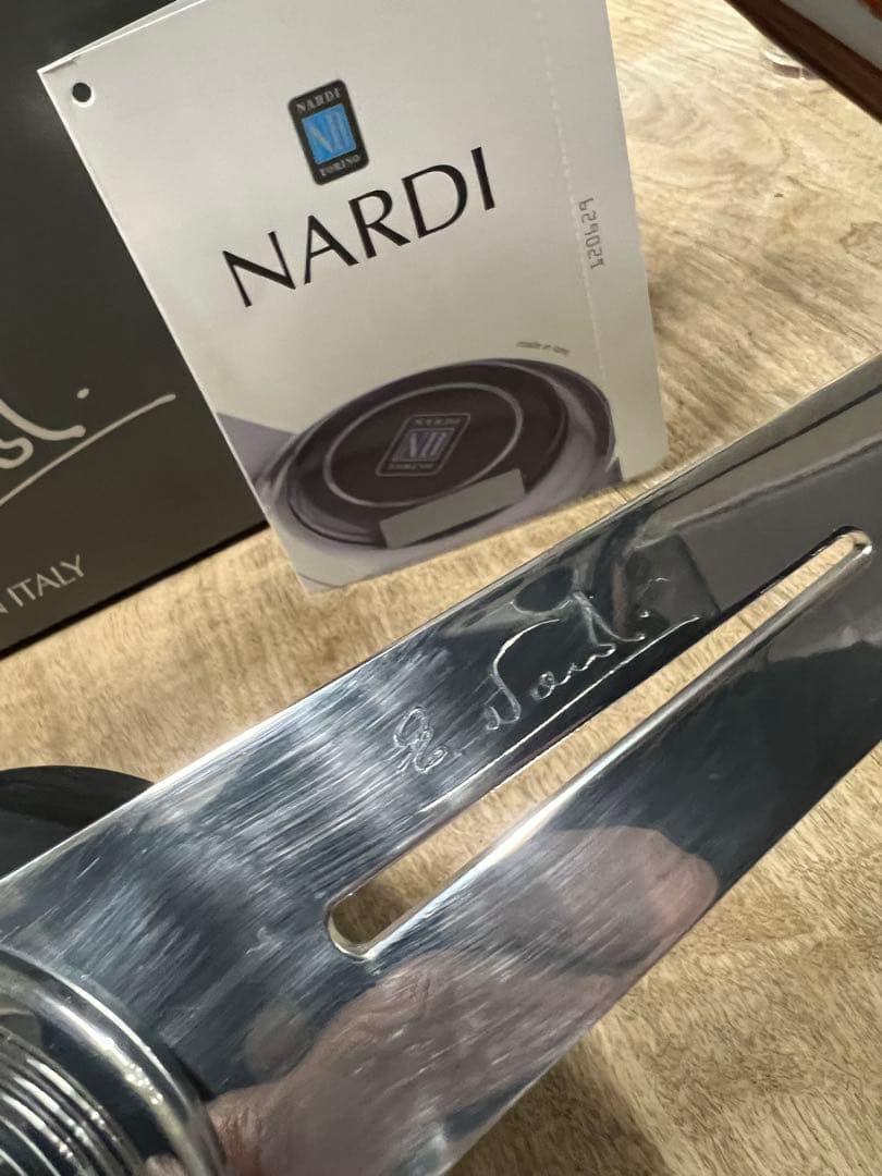 NARDI クラッシックウッド380mmランクル70復刻で半年だけ使った美品です