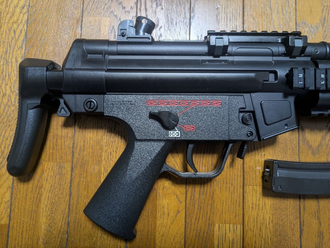 東京マルイ MP5 A5 RAS 電動ガンライトプロ　10禁