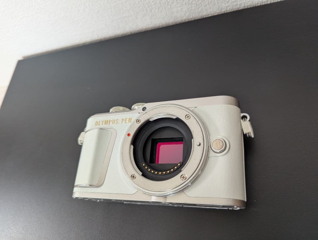 OLYMPUS PEN E-PL9 ホワイト レンズキット