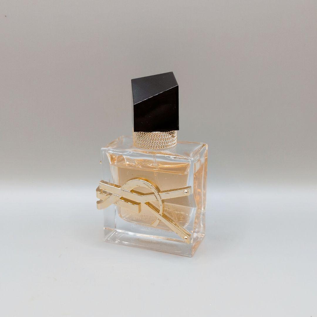 【残量8割ほど】イヴサンローラン リブレ オーデパルファム 30ml 香水