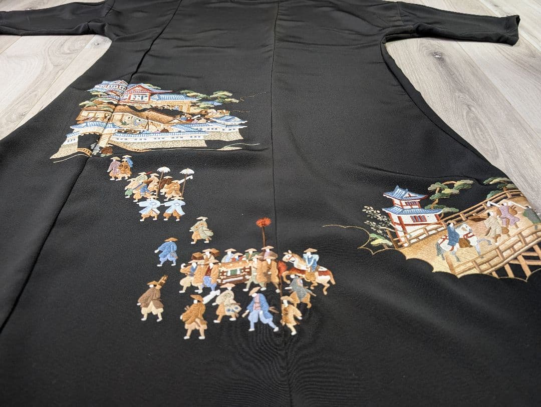 新品留袖ドレス着物リメイクワンピース正絹大名行列刺繍М〜LL結婚式日焼けあり値下